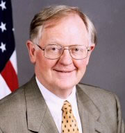 Victor H. Ashe, US Ambassador to Poland 2004-2009